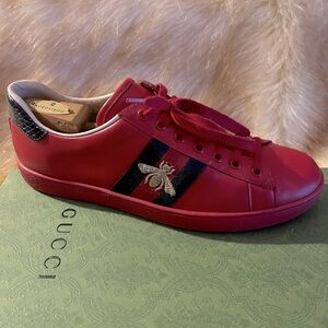 GUCCI Men Sz44G Ace Bee 🐝 Leather Sneaker 11-12 Red Navy Blue gold lace up shoe